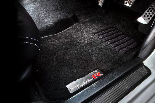 GReddy Garage 95-98 Nissan Skyline GT-R R33 Floor Mat Set