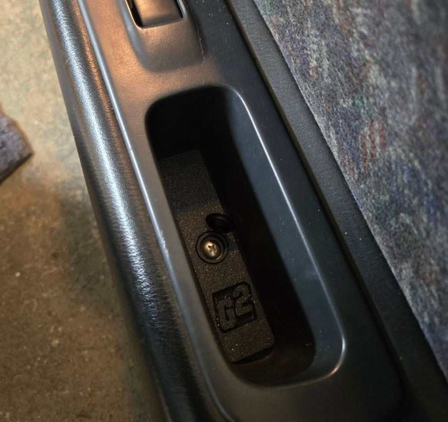 G2 Carbon 1995-1998 Nissan 240SX / Silvia S14 Broken Window Trim Fix