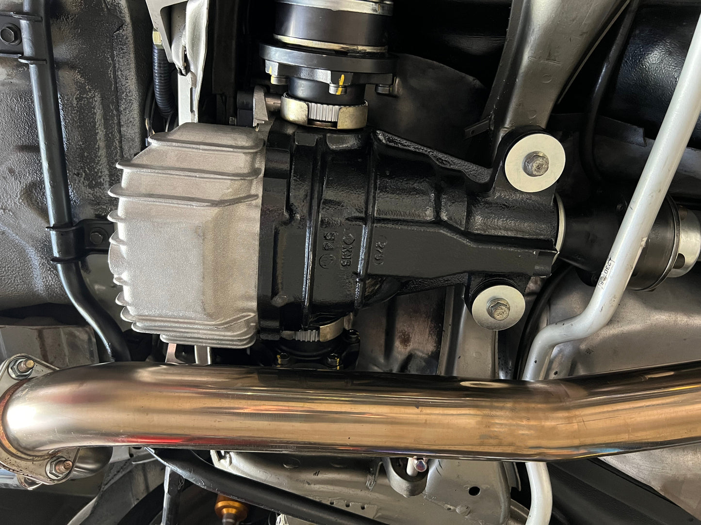 Greddy R32 / R33 / R34 Rear Diff Cover